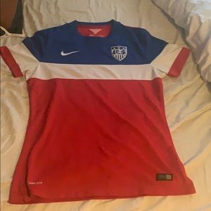 Nike men’s usa soccer shirt